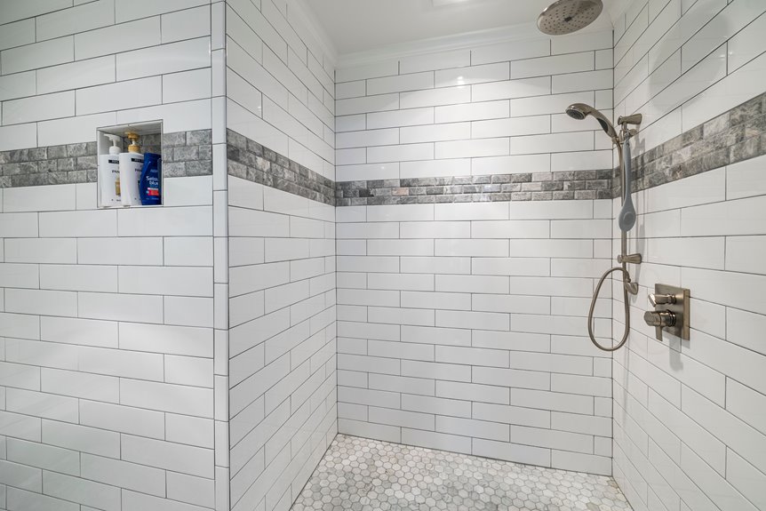 remove mildew from caulk